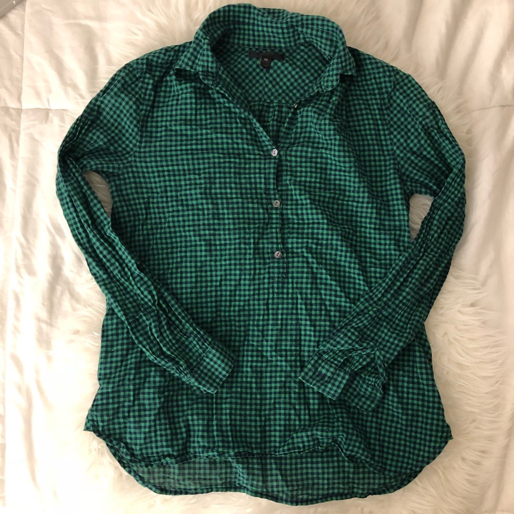Checkered button up